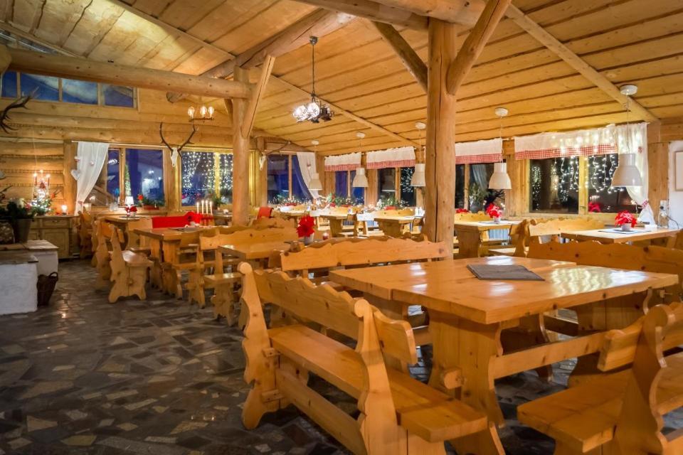 Pensjonat Laworta Ski Ustrzyki Dolne Exteriör bild