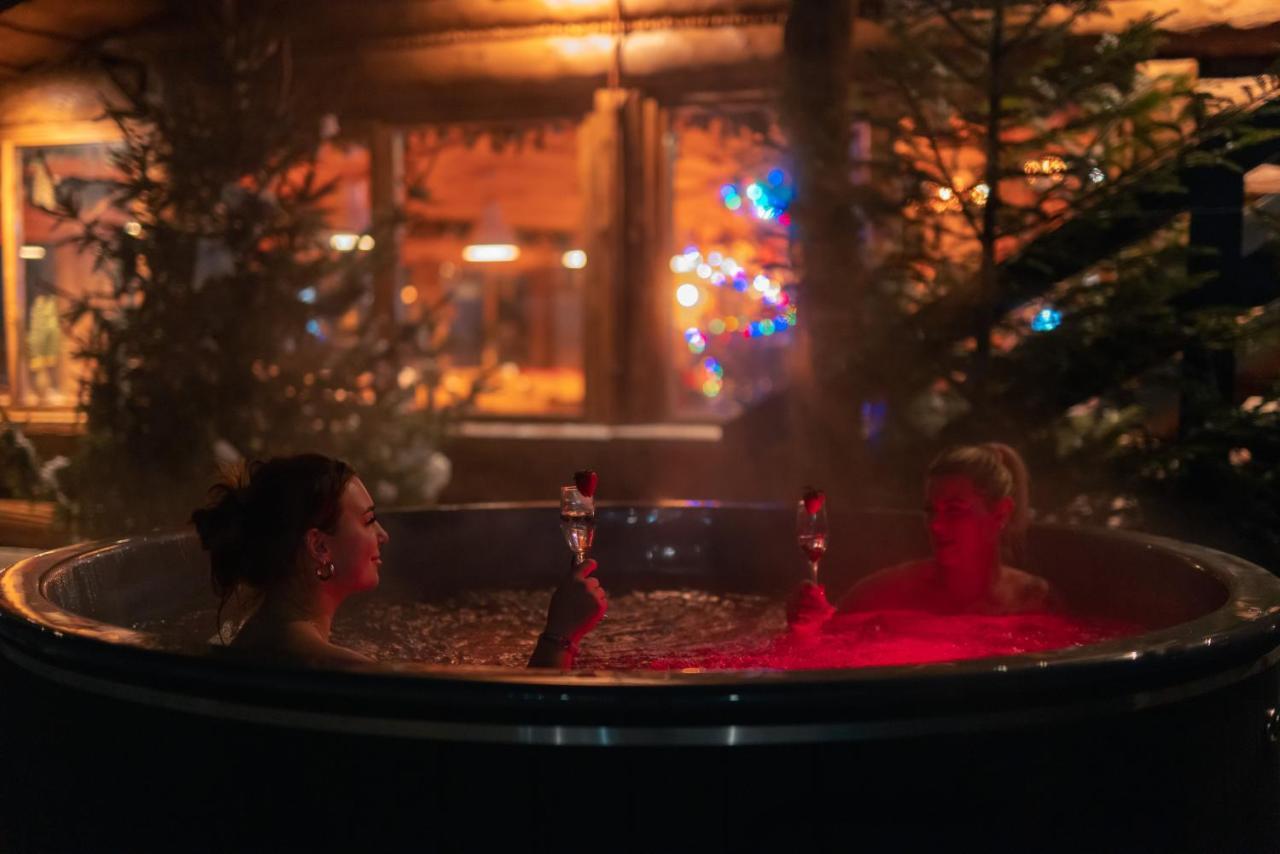 Pensjonat Laworta Ski Ustrzyki Dolne Exteriör bild
