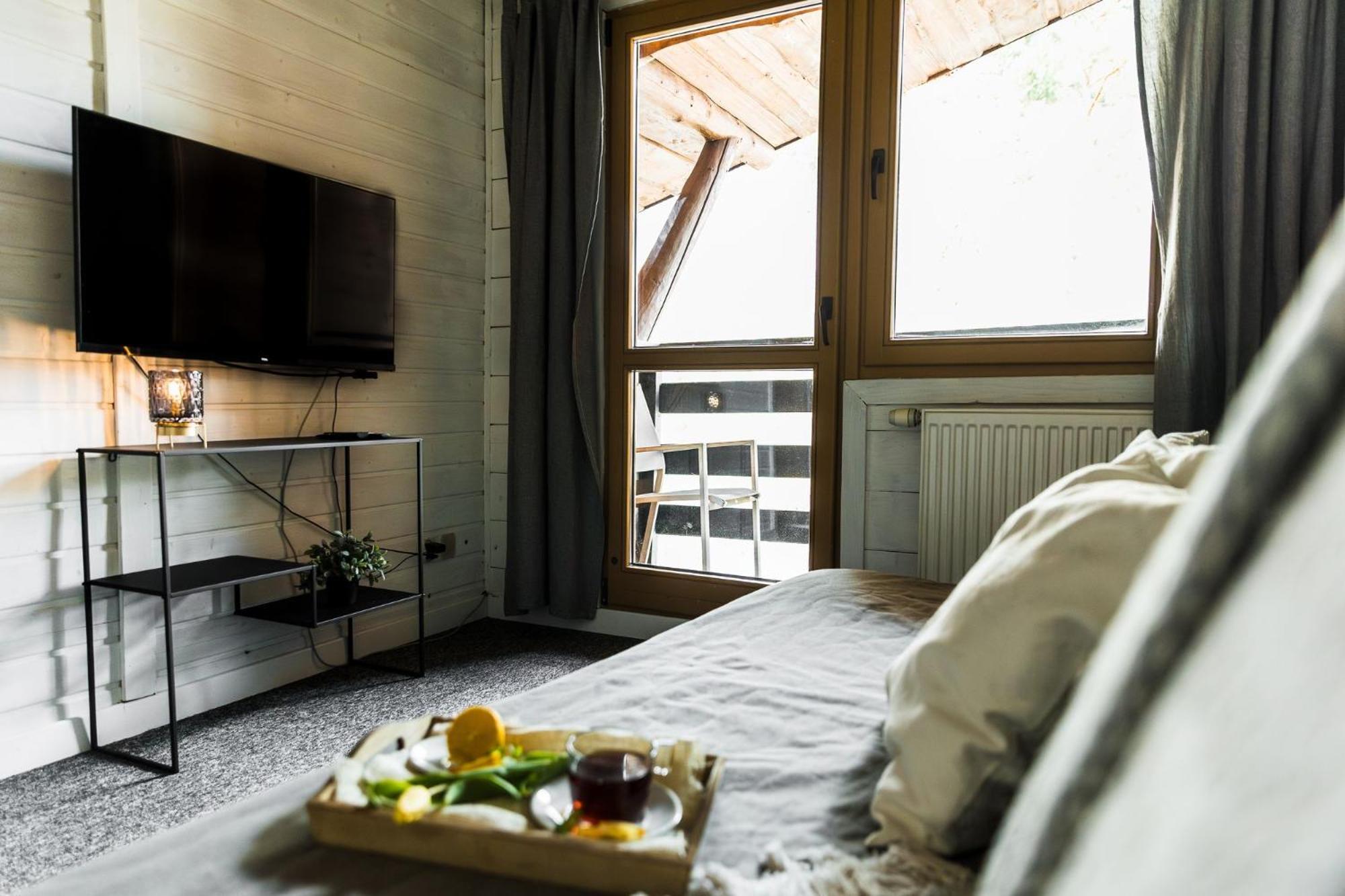 Pensjonat Laworta Ski Ustrzyki Dolne Exteriör bild